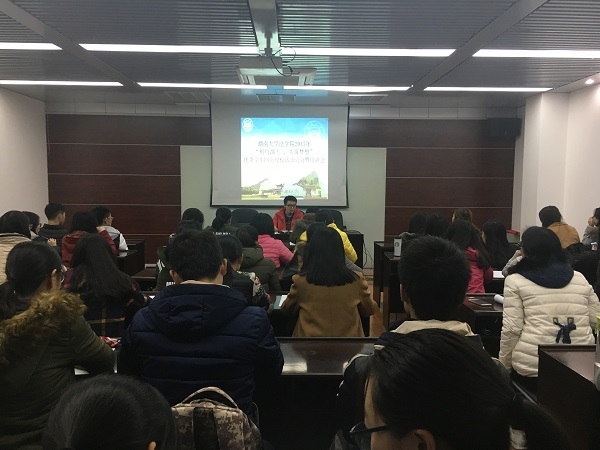 法女性自慰
回访母校动员会1.JPG